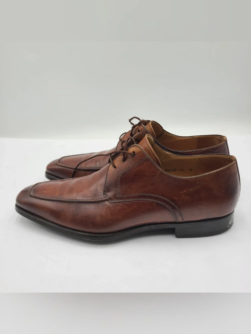 B44 Magnanni Romelo Diversa Apron Toe Derby Cognac Brown Size 11 M MSRP $350